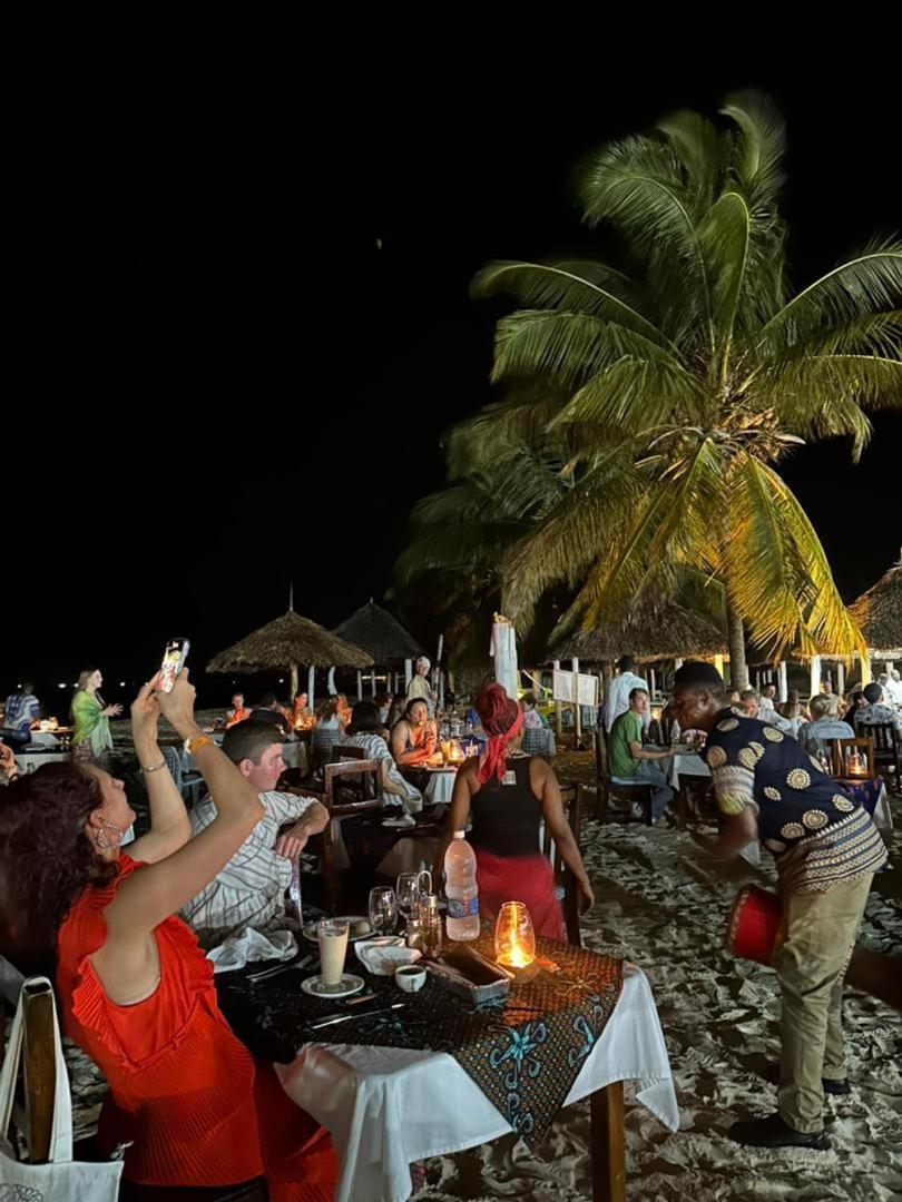 Sunset Kendwa Beach Hotel מראה חיצוני תמונה